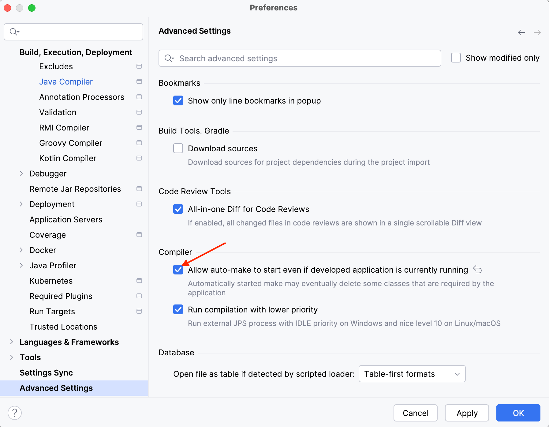 IntelliJ - Settings - Enable Allow auto-make to start even if develop application is currently running